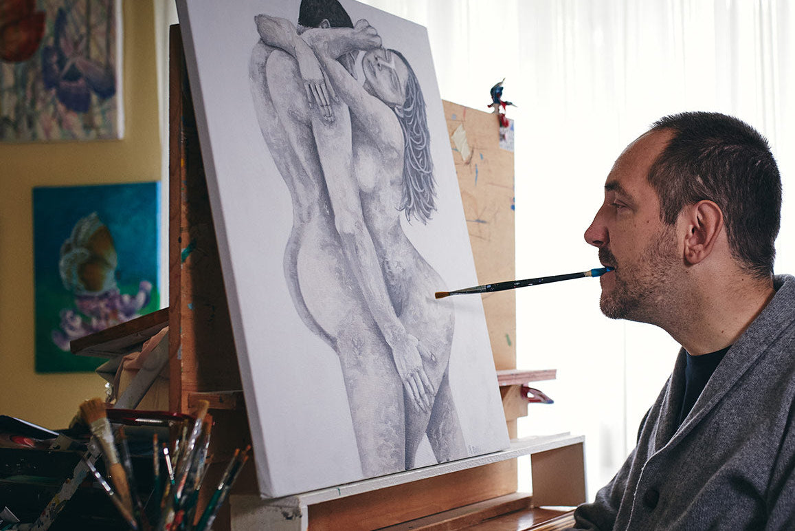 Following a motorbike accident in 2004, Riccardo Bossi began painting with his mouth during rehabilitation and later received a scholarship from the Mouth and Foot Painting Artists.

His expressive work explores emotion and personal reflection, using colour and movement to translate inner feeling onto canvas.